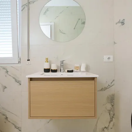 Amal New Bazaar Apartman Tirana
