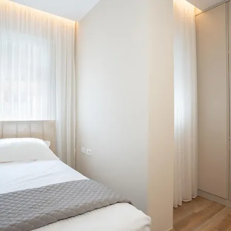 Amal New Bazaar Apartman Tirana