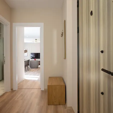 Amal New Bazaar Apartman Tirana